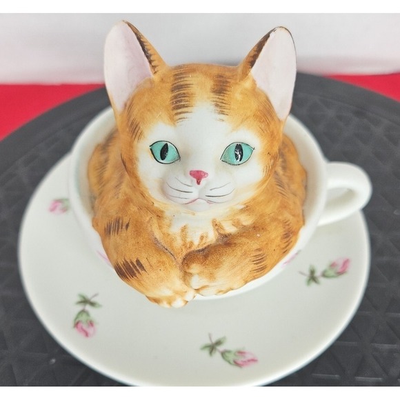 Vintage Mann Rotating Music Box Kitten in a Teacup 1986  Plays Cats Theme Works! - Picture 2 of 10